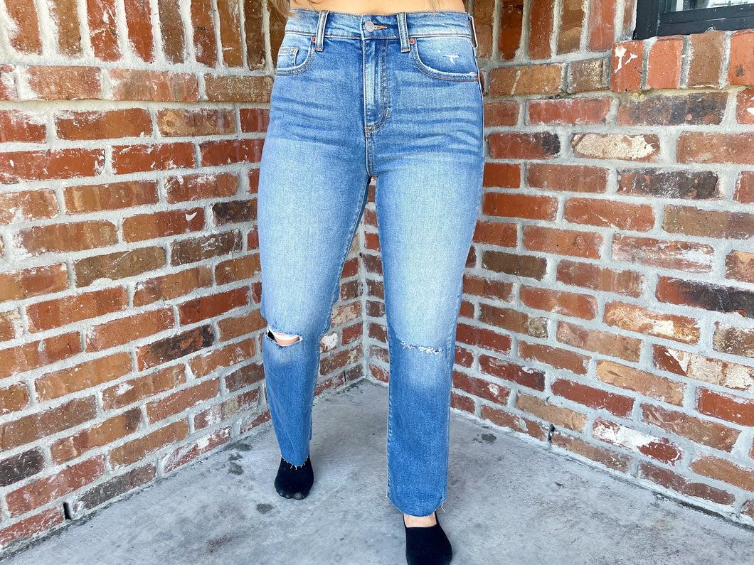 High Rise Straight Jeans w/ Simple Knee Distress